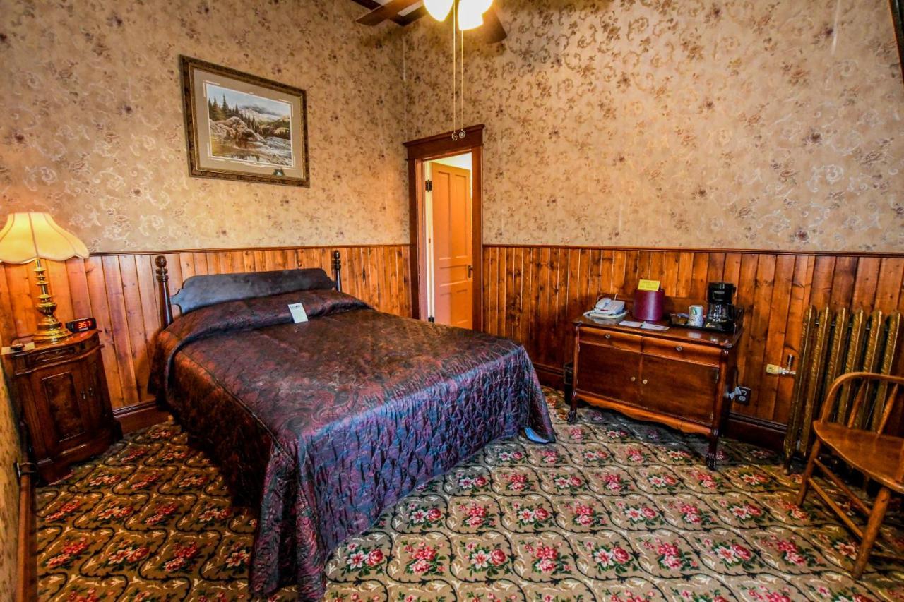 Irma Hotel Коуди Екстериор снимка