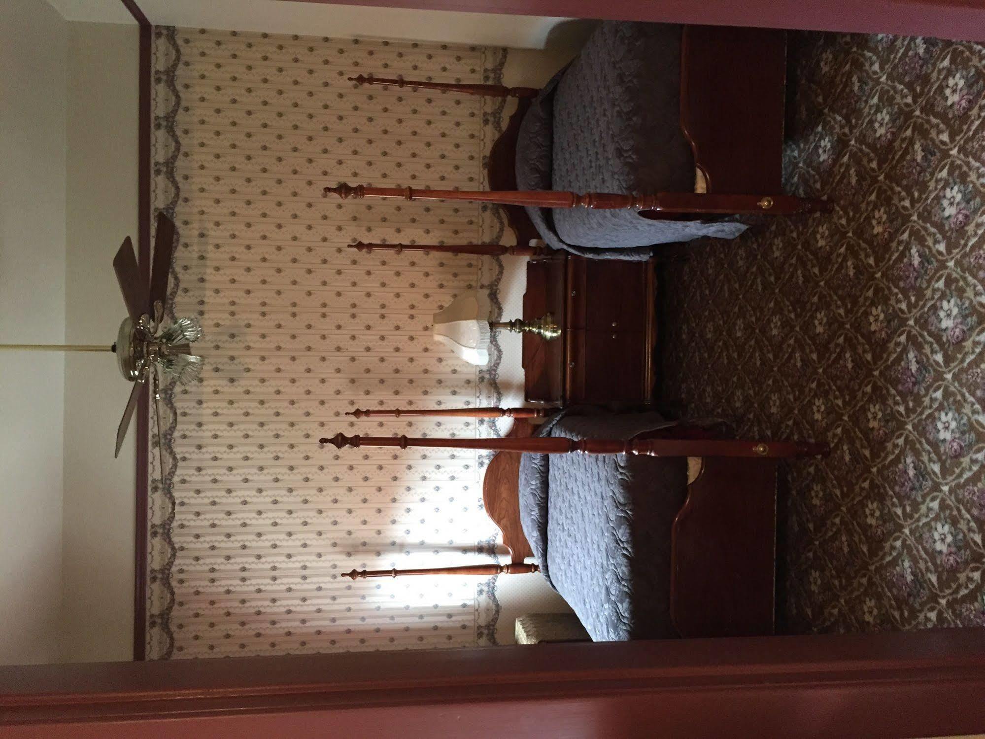 Irma Hotel Коуди Екстериор снимка